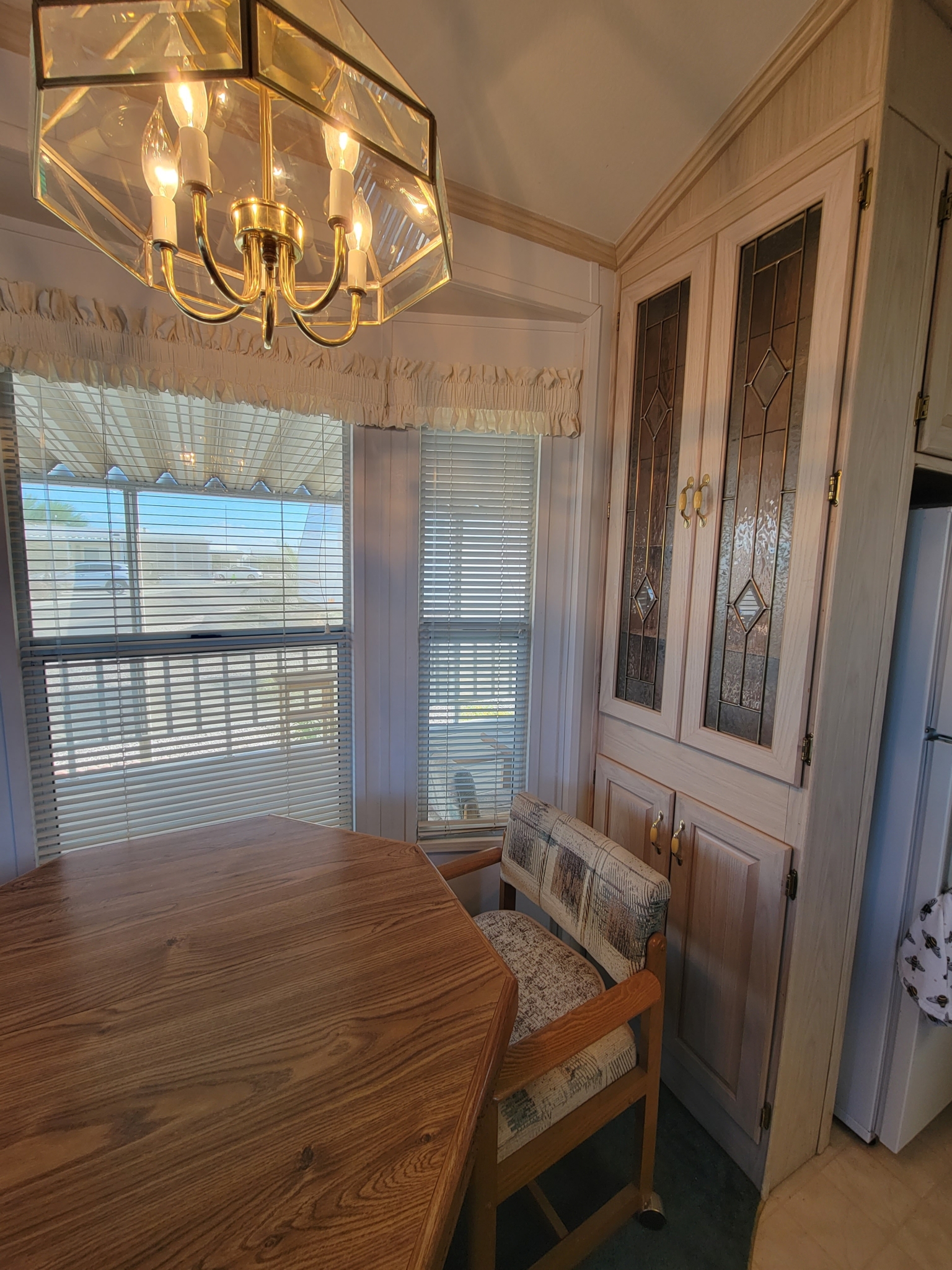 1994 Skyline Tahoe Park Model 49,900 (Lot 276) Val Vista RV Resort